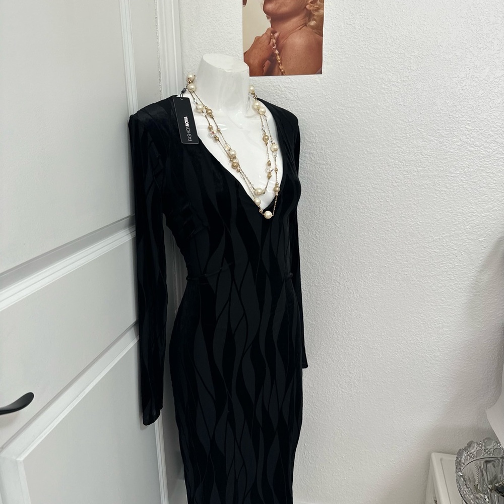 Elegant Black Dress
